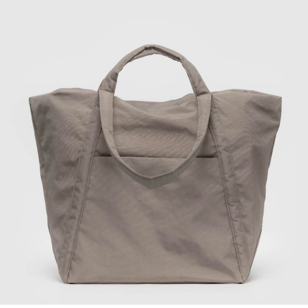 NWT Baggu Travel Cloud Bag - Dove